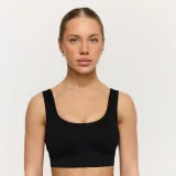 GymBeam Women‘s GymBabe Bralette Black - Veličina: XS | Boja: Crna | Težina: 0,11 g | Pakiranje: 105 · záber 1