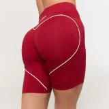 GymBeam Women‘s Varsity Shorts Red - Veličina: S | Boja: Crvena | Težina: 0,11 g | Pakiranje: 150 · záber 4