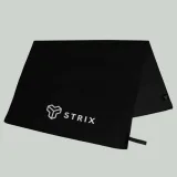Спортна кърпа Essential Medium Black - STRIX · záber 1