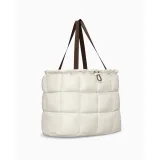 Dámska taška cez rameno NIKE Puffle Tote Bag 2.0 light bone mink brown sail · záber 3