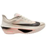 Nike Zoom Fly 6 - 41 · záber 1