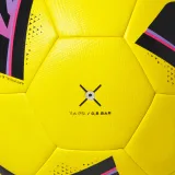 KIPSTA Futbalová lopta Hybride Fifa Basic Club veľ. 5 žltá 5 · záber 2