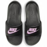 Nike Victori One Slide W - Velikost: 40,5 | Barva: Čierna · záber 3