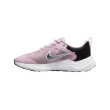 Dívčí sportovní obuv (tréninková) NIKE Downshifter 12 pink foam flat powter black · záber 2