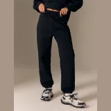 Dámské teplákové jogger kalhoty - černé · záber 2