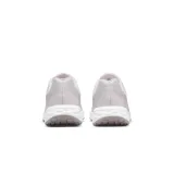 Női sportcipő (edzőcipő) NIKE Revolution 6 Next Nature light violet champagne white · záber 5