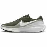 Nike Revolution 8 M · záber 2