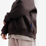 DECATHLON Unisex mikina s okrúhlym výstrihom, hnedá XS · záber 2