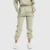 Dámske oversized tepláky Iron Aesthetics Simone, zelené · záber 2