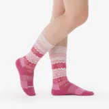 QUECHUA Turistické hrejivé ponožky SH500 zeleno-ružové 39-42 · záber 2