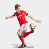 ADIDAS ADIDAS domáci dres klubu Benfica 25/26 XL · záber 2