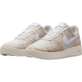 Nike Air Force 1 Flyknit 2.0 - 41 · záber 3