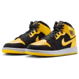Nike Air Jordan 1 MID SE (gs) - 39 · záber 5