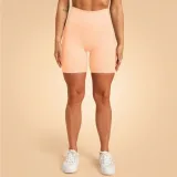 Дамски шорти Venture Peach - BeastPink · záber 1
