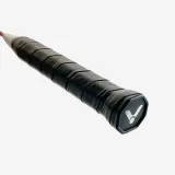 VICTOR VICTOR Wavetec Magan 8 Slim bedmintonová raketa bielo-červená bez · záber 2