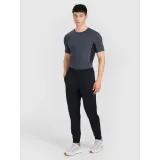 Pánské tréninkové kalhoty 4F TROUSERS FNK M1067-WMM00TFTRM1067-20S-DEEP BLACK · záber 3