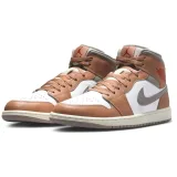 Nike Air Jordan 1 Mid - 41 · záber 3