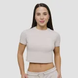 Дамска тениска Agile Cropped Desert - GymBeam - Размер: L | Цвят: béžová | Тегло: 0,11 g · záber 1