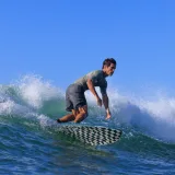 DECATHLON Penová doska na surfovanie typu shortboard 6'2' 500 Soft RAD tmavozelená bez · záber 2