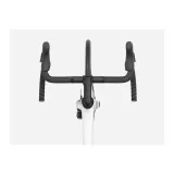Trek Madone SL 5 Gen 8 Gloss Crystal White/matte Deep Smoke 2026 - Velikost: L · záber 5