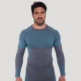 Безшевна блуза с дълъг ръкав OG1 Grey/Blue - GymBeam - Размер: L | Тегло: 0,3 g | Опаковка: 70 · záber 1