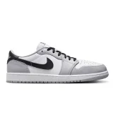 Nike Air Jordan 1 Low OG - 42,5 · záber 1