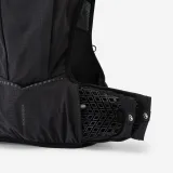 ROCKRIDER Cyklistická vesta 3 l s hydrovakom 2 l čierna bez · záber 2