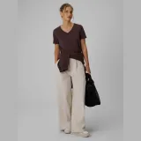 T-shirt regular hladký dámsky - hnedý · záber 2
