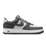 Nike Air Force 1 '07 - 42 · záber 7