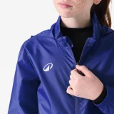 KIPSTA Detská futbalová vetrovka s kapucňou ESSENTIEL CLUB 50 modrá 4-5 r (103-112 cm) · záber 2