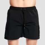 GymBeam Men‘s Swim Cargo Shorts Black - Velikost: S | Barva: čierna | Pohlavie: Pánské | Hmotnost: 0,12 kg · záber 11