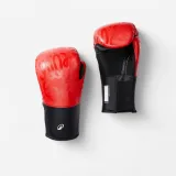 DOMYOS Detské boxerské rukavice červené 6 oz · záber 1