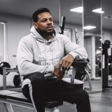 Fitness mikina bez zipsu Iron Aesthetics Force, sivá · záber 1