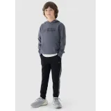 Chlapecká mikina s kapucí 4F JUNIOR SWEATSHIRT-JWAW24TSWSM1223-20S-DEEP BLACK · záber 4