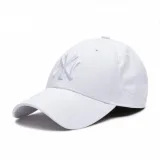 Dámska šiltovka NEW ERA 940W League Essential NEYYAN-WHI · záber 1