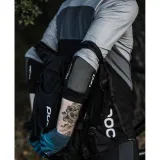 POC Joint VPD System Elbow Uranium Black - M · záber 4