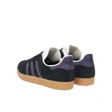 Dámská vycházková obuv ADIDAS Gazelle W aurora plum core black cloud white · záber 4