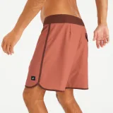 DECATHLON Pánske dlhé boardové šortky Sober Bordeaux 500 hnedé S-M · záber 2