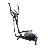 Eliptical MASTER E11 · záber 2