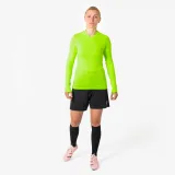 KIPSTA Futbalové termotričko Keepdry bezšvové žlté XL · záber 2