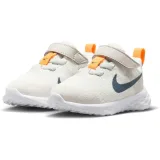 Nike Revolution 6 Nn Tdv - Velikost: 18,5 · záber 2