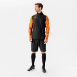 KIPSTA Mikina Viralto Wavy Club s 1/2 zipsom oranžovo-čierna L · záber 2