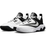 Nike Giannis Immortality 3 - 45 · záber 3