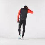 KIPRUN Pánska bežecká vesta Run 500 Warm hrejivá čierna M · záber 2