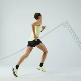 KIPRUN Dámske bežecké tielko Run 500 Confort žlté 2XS · záber 2