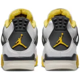Nike Air Jordan 4 Retro - 44 · záber 2
