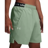 Pánské tréninkové kraťasy UNDER ARMOUR Vanish Woven 6in Graphic Sts-GRN · záber 2