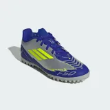 Chlapecké fotbalové kopačky turfy ADIDAS F50 Club Messi Jr TF silver metallic solar yellow lucid blue · záber 3