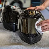 S100 Visier und Helmreiniger Tuch · záber 3