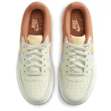 Nike Air Force 1 (gs) - 38,5 · záber 4